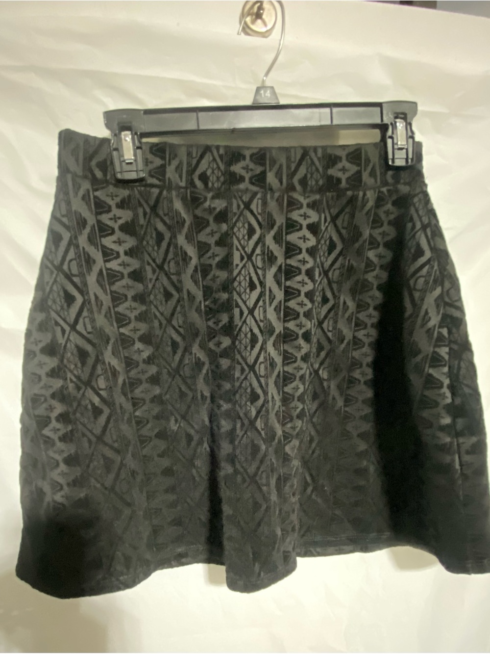 B Jewel Black Textured Circle Skirt